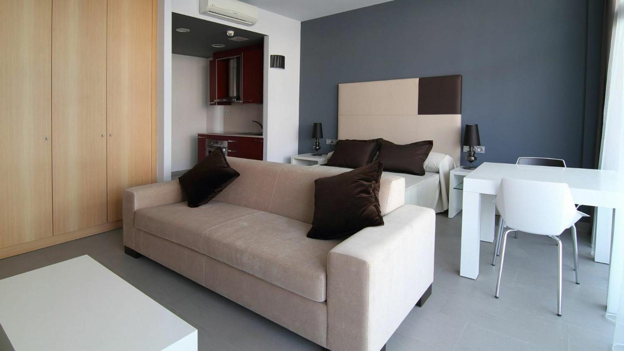Apolo Rentalmar * Salou